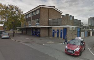 Сколько домов было эвакуировано в Уэйнфлит после наводнения